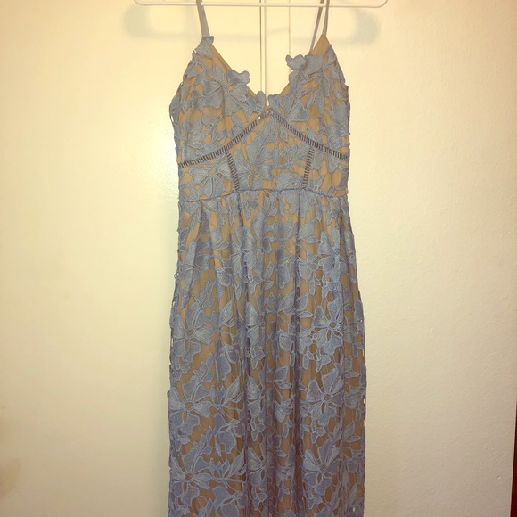 Dusty blue lace midi dress - Picture 2 of 4
